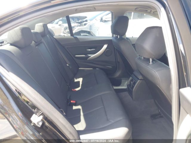 2017 BMW 3 SERIES WBA8E1G37HNU18125 Photo 7