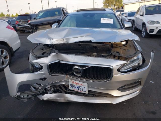 LVY982AK8JP017304 Volvo S90 T5 Momentum