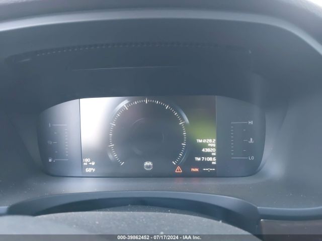 LVY982AK8JP017304 Volvo S90 T5 Momentum