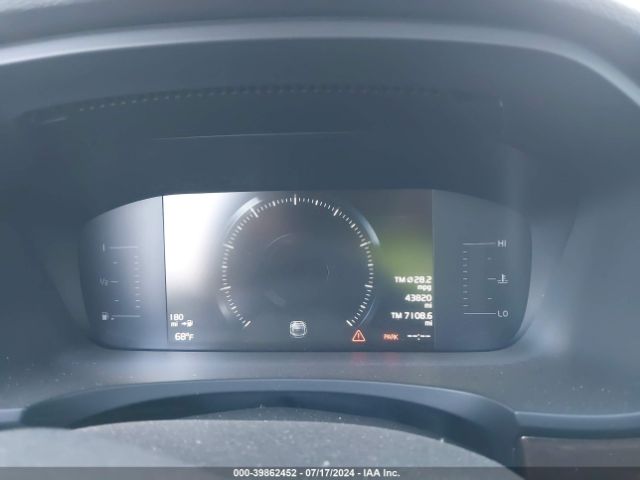 LVY982AK8JP017304 Volvo S90 T5 Momentum