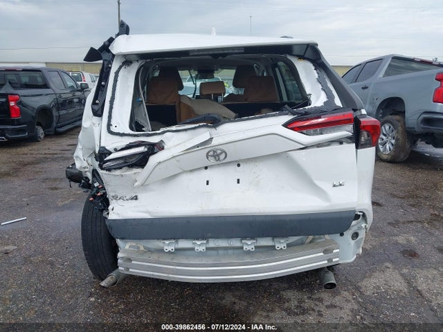 Toyota RAV4 LE 2021 2T3H1RFV4MC152650 Image 16
