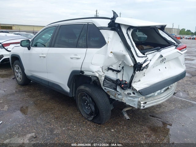 Toyota RAV4 LE 2021 2T3H1RFV4MC152650 Image 3