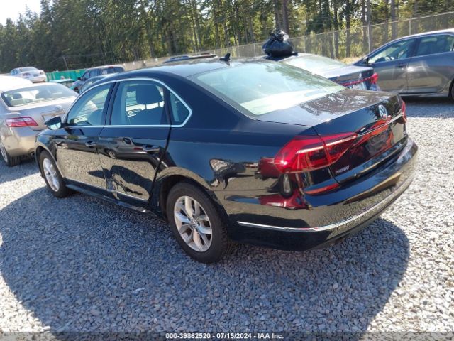 1VWAT7A32HC037202 Volkswagen Passat 1.8t S