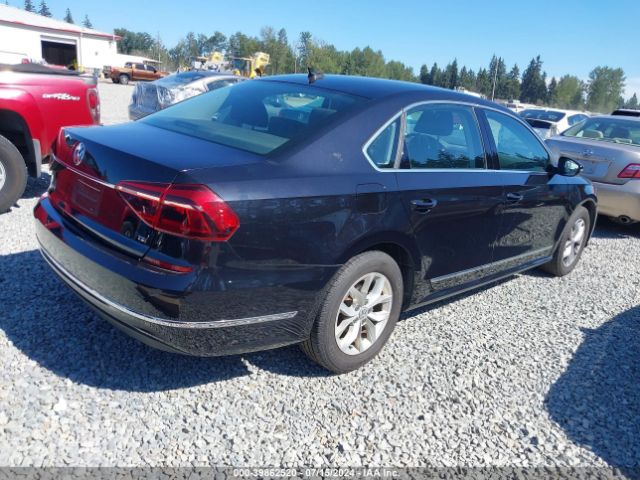 1VWAT7A32HC037202 Volkswagen Passat 1.8t S