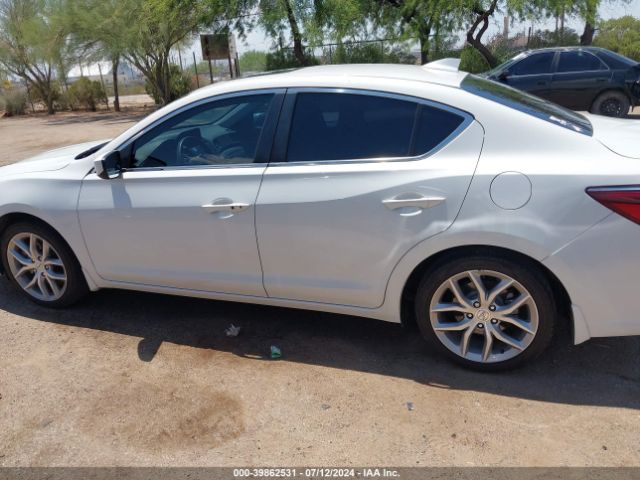 19UDE2F30KA006962 Acura Ilx Standard