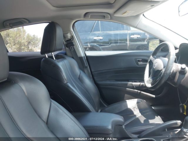 19UDE2F30KA006962 Acura Ilx Standard