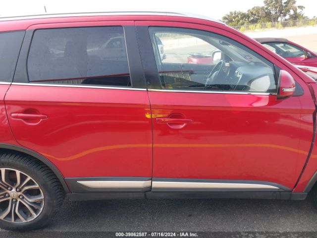 JA4AD3A3XHZ019157 Mitsubishi Outlander Sel