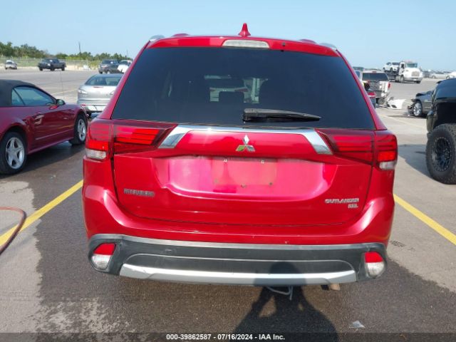 JA4AD3A3XHZ019157 Mitsubishi Outlander Sel