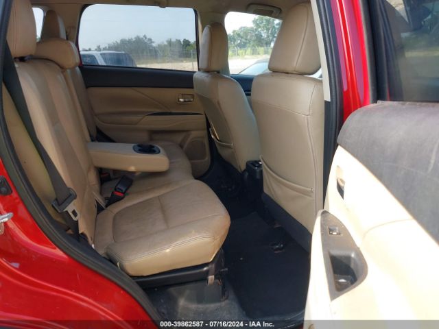 JA4AD3A3XHZ019157 Mitsubishi Outlander Sel