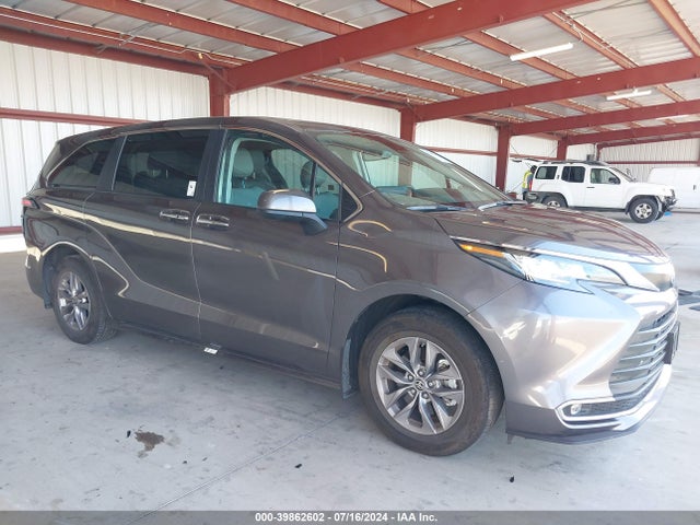 Toyota SIENNA XLE 2023 5TDYSKFC7PS103286 головне зображення