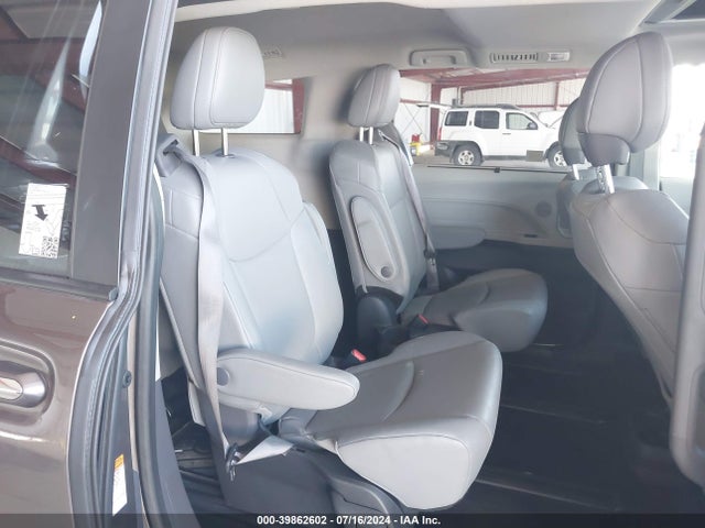 Toyota SIENNA XLE 2023 5TDYSKFC7PS103286 Image 8