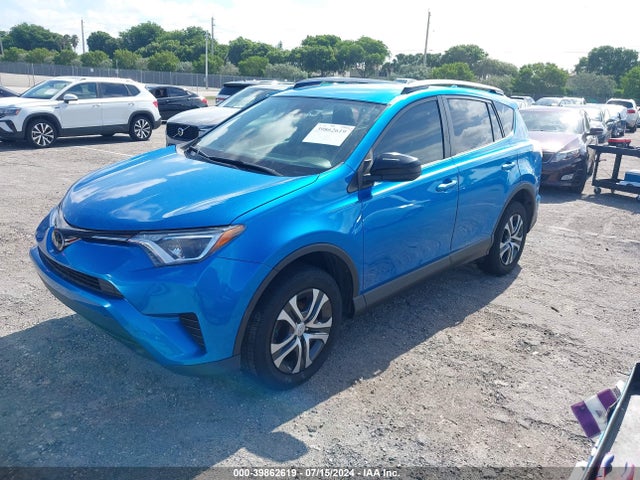 Toyota RAV4 LE 2017 JTMZFREVXHJ700192 Image 2