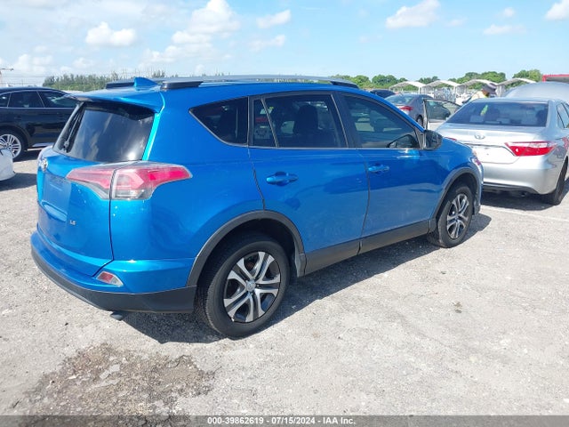 Toyota RAV4 LE 2017 JTMZFREVXHJ700192 Image 4