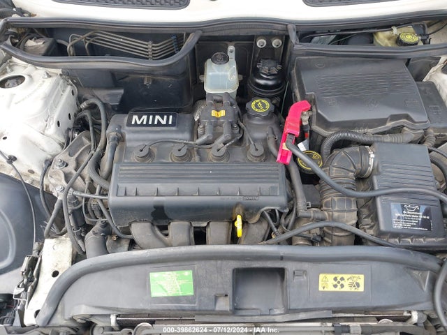 2006 MINI COOPER WMWRC33576TK18304 Photo 9
