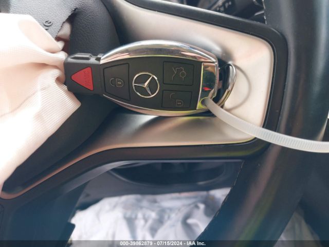 WDCGG8JB7FG438758 Mercedes-Benz Glk 350 4matic
