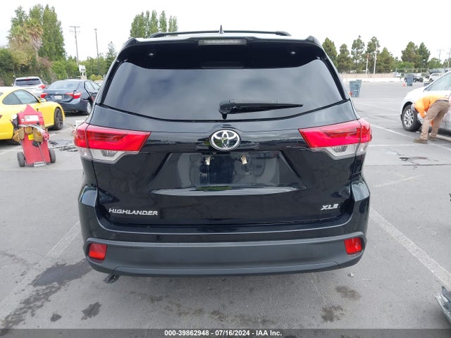 Toyota Highlander Xle 2017 5TDKZRFH9HS510761 Image 17