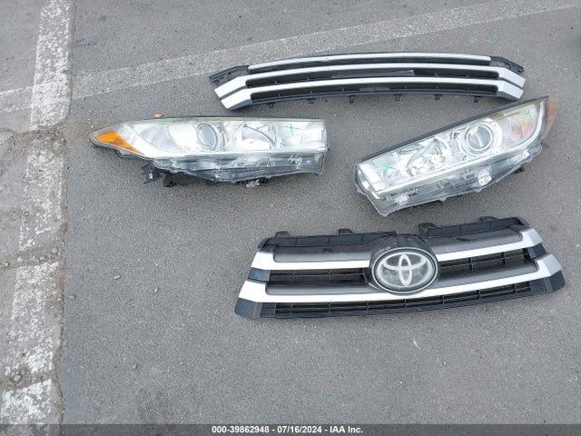 Toyota Highlander Xle 2017 5TDKZRFH9HS510761 Image 12