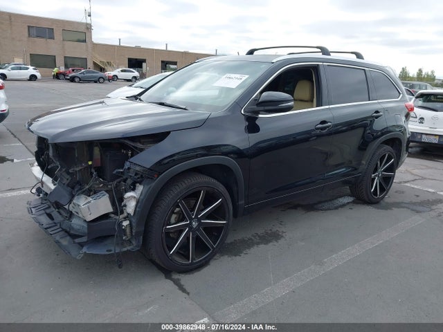 Toyota Highlander Xle 2017 5TDKZRFH9HS510761 Image 2