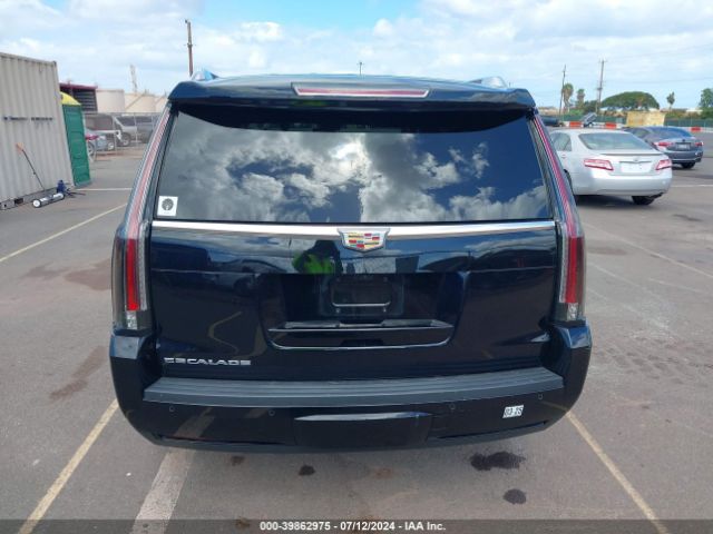 1GYS3BKJ2LR240114 Cadillac Escalade 2wd Luxury