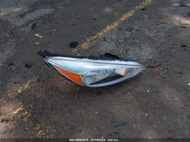 1FADP3F2XGL406678 Ford FOCUS SE