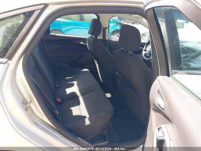 1FADP3F2XGL406678 Ford FOCUS SE