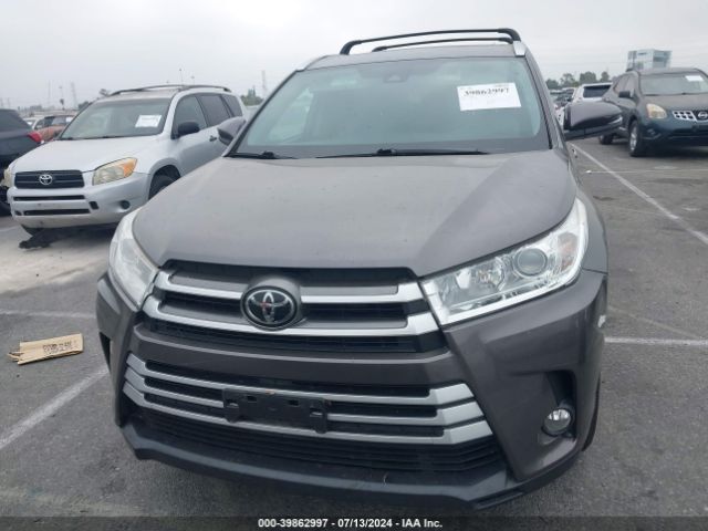 5TDKZRFH7KS360107 Toyota Highlander Xle