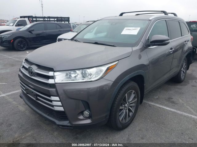 5TDKZRFH7KS360107 Toyota Highlander Xle