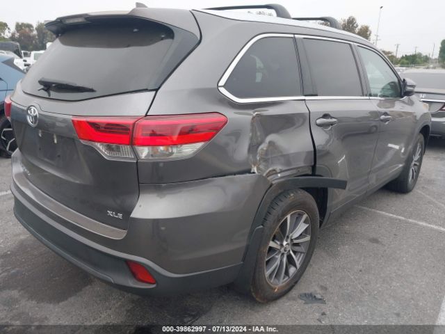 5TDKZRFH7KS360107 Toyota Highlander Xle