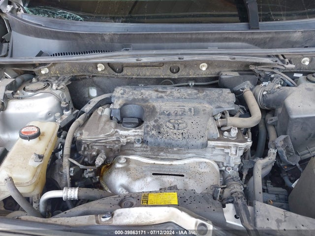Toyota RAV4 LE 2015 JTMBFREV9FJ019522 Image 10
