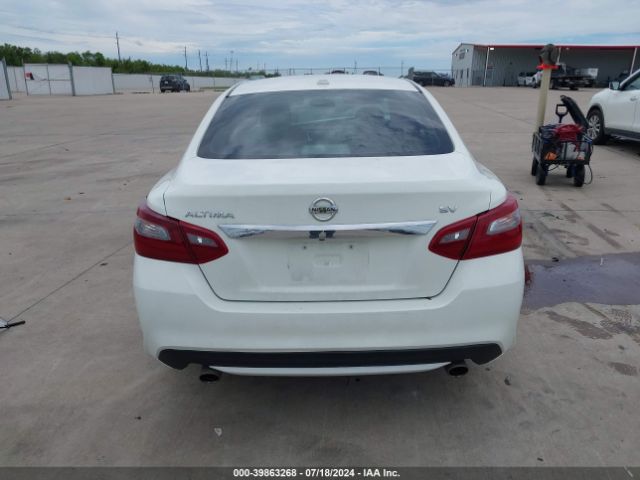 1N4AL3AP8JC174929 Nissan Altima 2.5 Sv