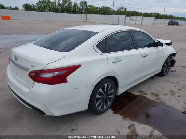 1N4AL3AP8JC174929 Nissan Altima 2.5 Sv