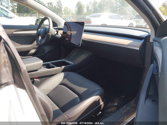 Tesla Model 3 Rear-wheel Drive 2023 5YJ3E1EA2PF592745 Image 5