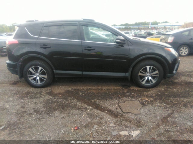 Toyota Rav4 Xle 2018 2T3RFREV1JW825380 Image 13