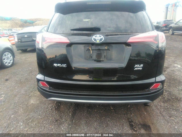 Toyota Rav4 Xle 2018 2T3RFREV1JW825380 Image 16