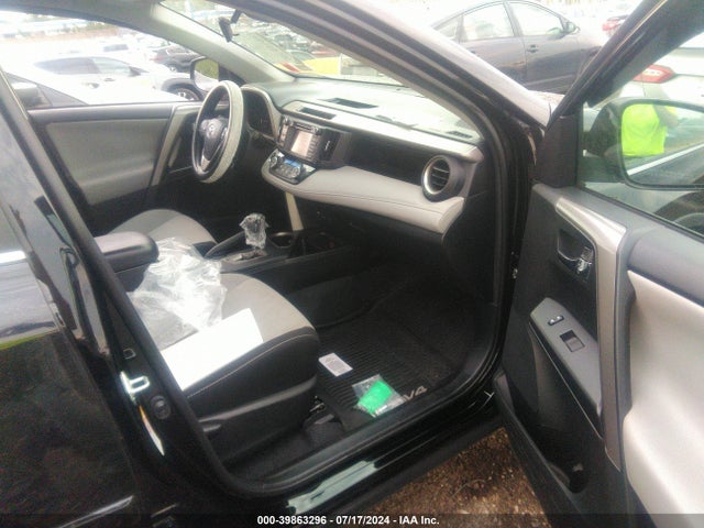 Toyota Rav4 Xle 2018 2T3RFREV1JW825380 Image 5
