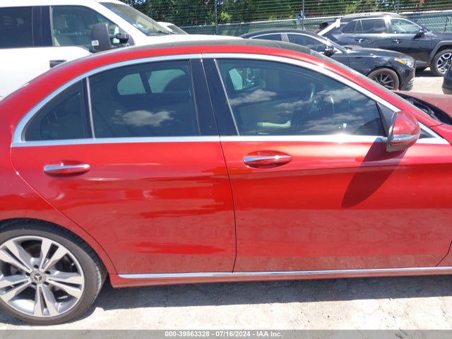 39863328 :رقم المزاد ، 55SWF8DB8KU307521 vin ، 2019 Mercedes-benz C 300 مزاد بيع