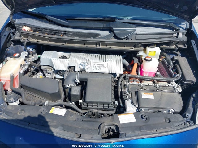 Toyota Prius Two 2015 JTDKN3DU3F1972171 Image 10