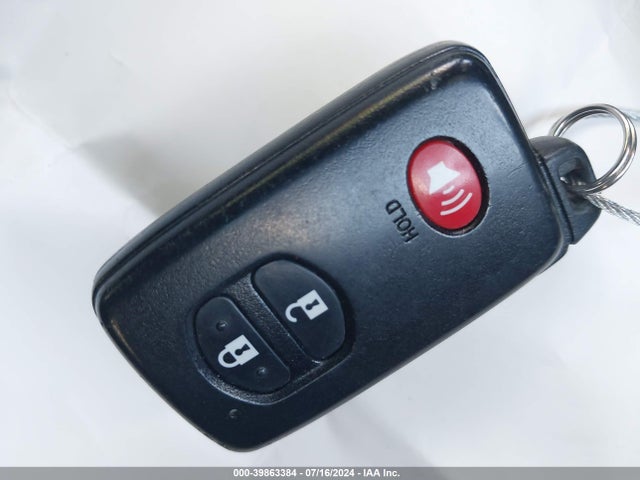 Toyota Prius Two 2015 JTDKN3DU3F1972171 Image 11