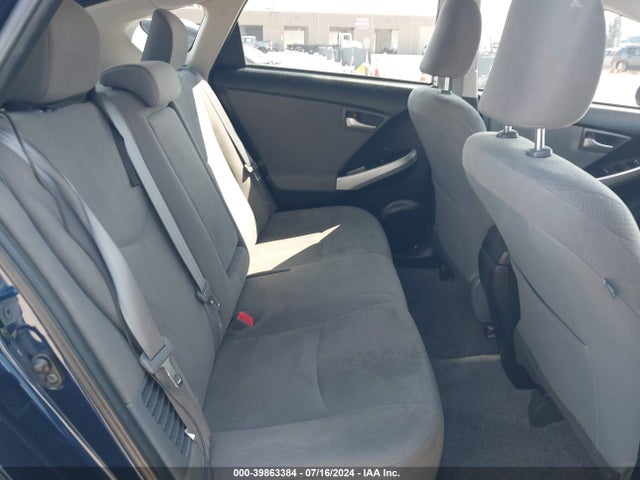 Toyota Prius Two 2015 JTDKN3DU3F1972171 Image 8