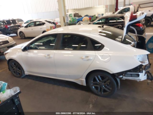 3KPF34AD1ME299313 KIA Forte Gt-line