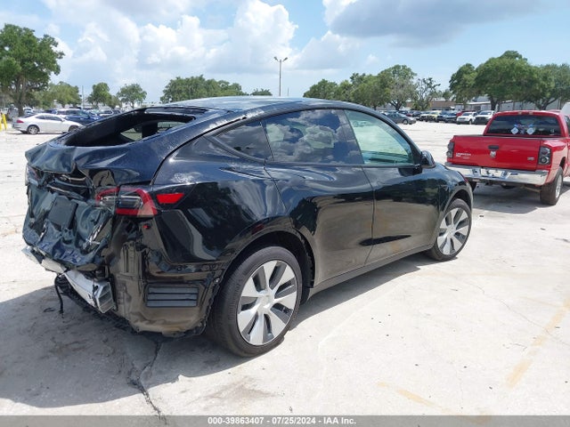 2023 TESLA MODEL Y 7SAYGDEE5PF623722 Photo 3