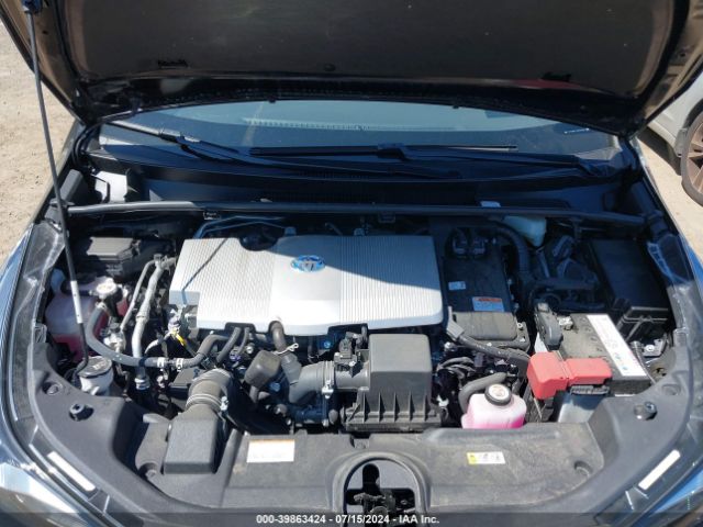 JTDL9MFU1N3033695 Toyota Prius Le Awd-e