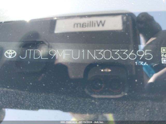JTDL9MFU1N3033695 Toyota Prius Le Awd-e