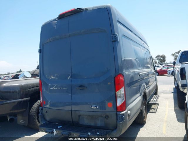 1FTYR3XM7KKB78949 Ford Transit-250