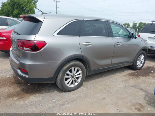 5XYPGDA56KG545094 KIA Sorento 3.3l Lx