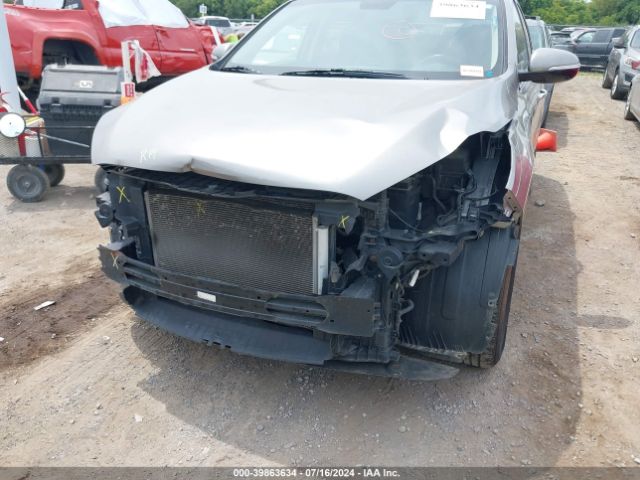 5XYPGDA56KG545094 KIA Sorento 3.3l Lx