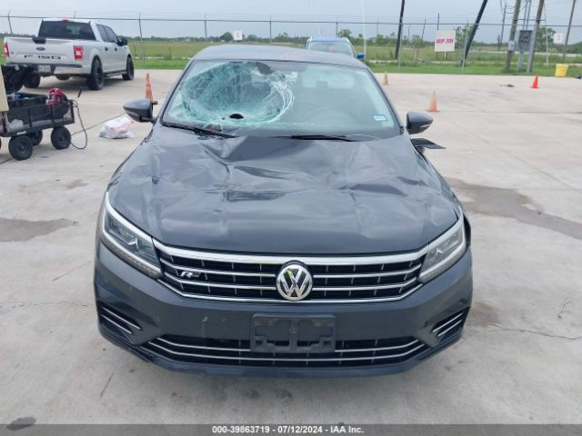 1VWAA7A32JC001683 Volkswagen Passat 2.0t R-line/2.0t S
