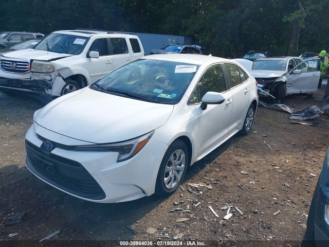 Toyota Corolla Hybrid Le 2023 JTDBDMHE2P3004922 Image 2