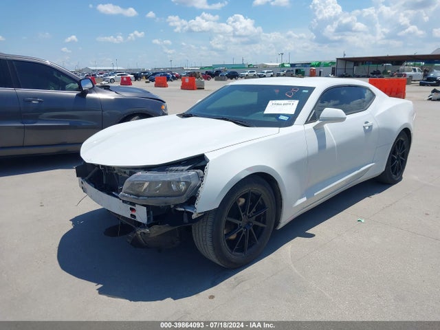 Chevrolet Camaro 1lt 2017 1G1FB1RX7H0211825 Image 2