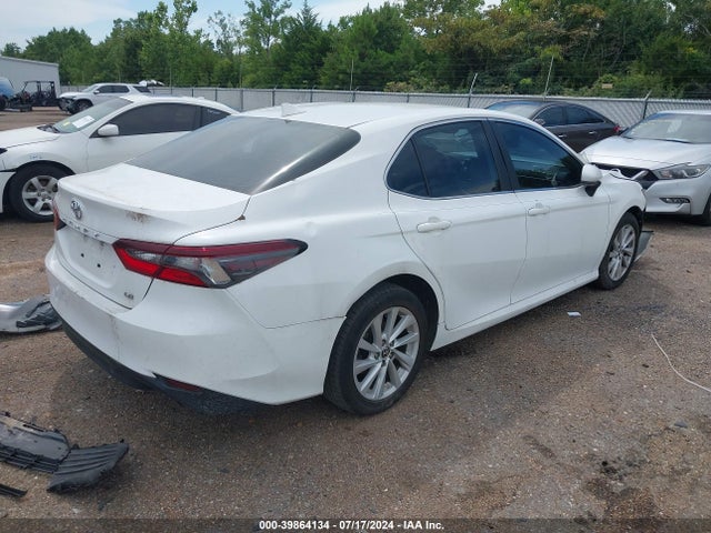 Toyota CAMRY LE 2022 4T1C11AKXNU617787 Image 4